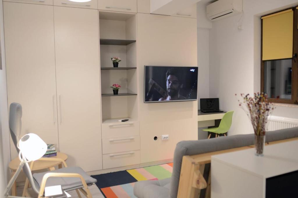 Urban Apartments And Studios - City Center Iasi Esterno foto
